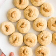 Royal Cashew Cookies