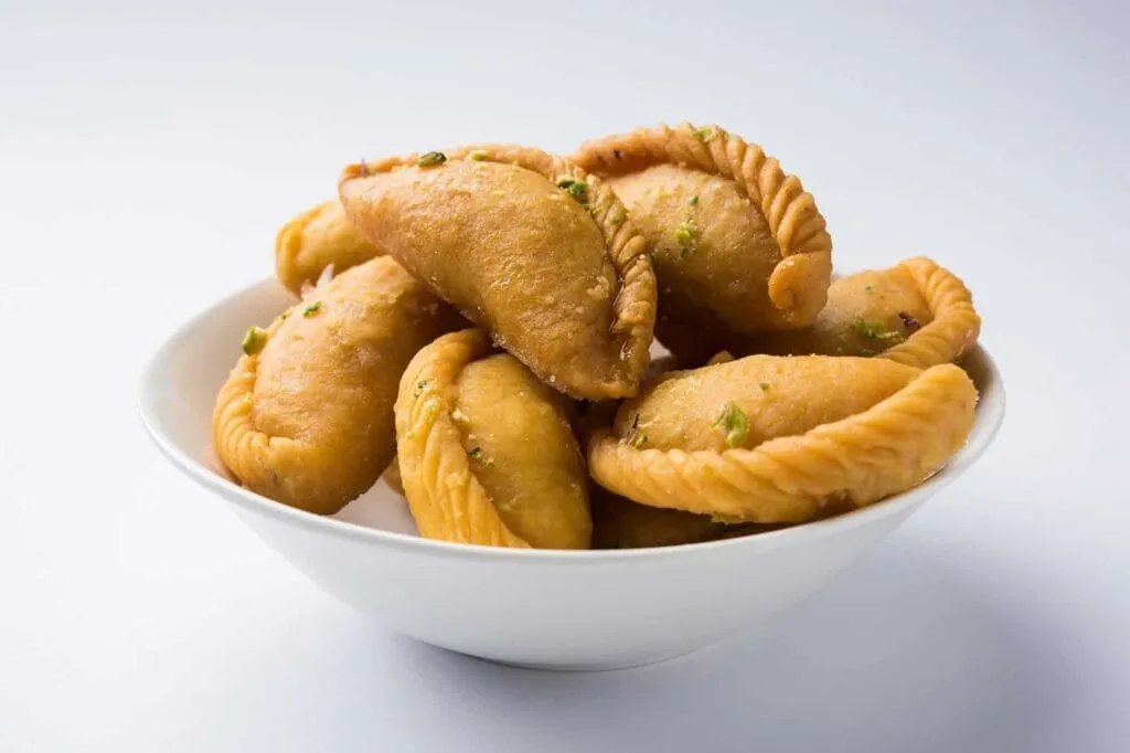 Gujiya