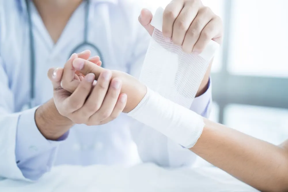 Wound Dressing (Surgical/Ulcer,etc.)