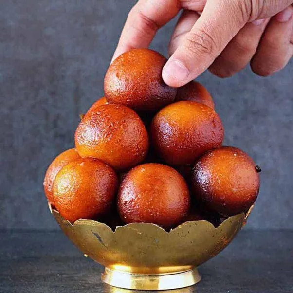 Kova Gulabjamun