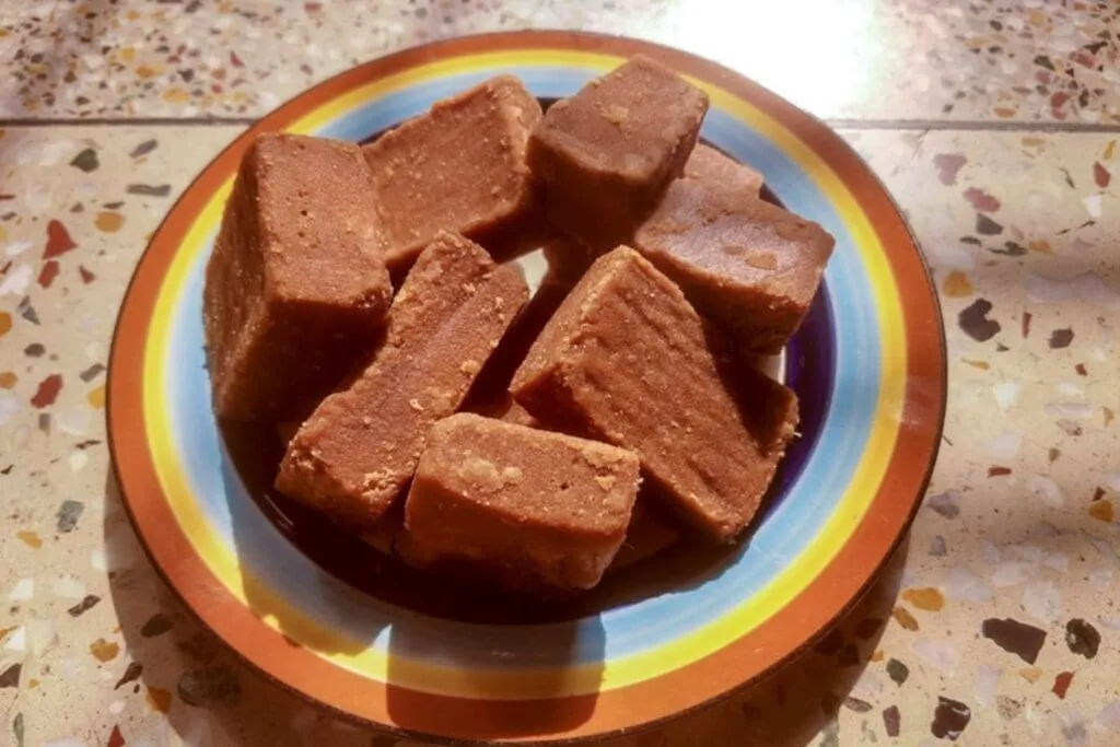 Nolen Gur Patali (Khejur Gur Patali)