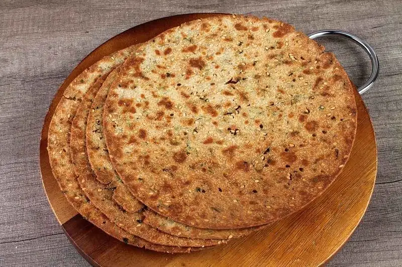 Dahi Bajari Methi Khakhra