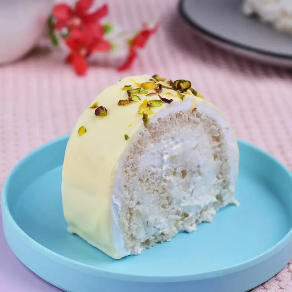 Rabdi Pista Almond Pastry