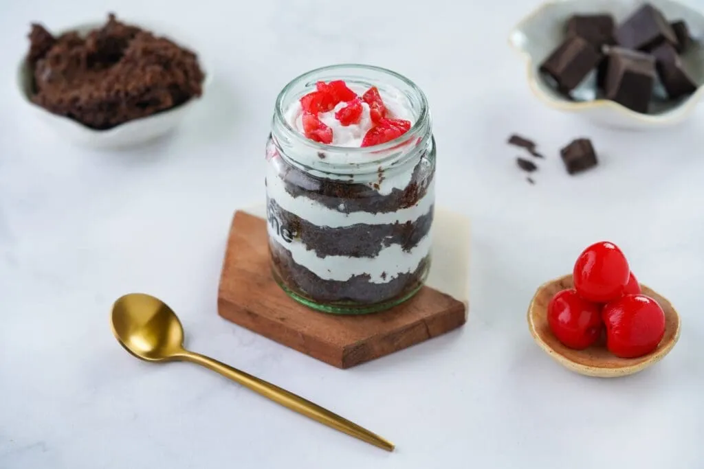 Black Forest Jar Cake