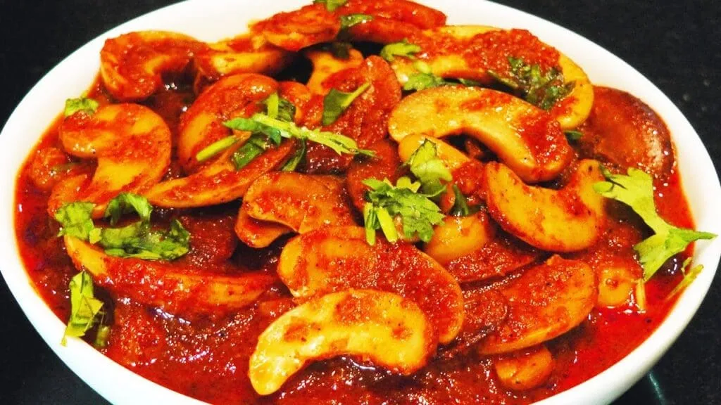 Kaju Chi Usal