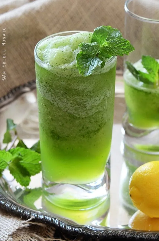 Green mint lemonade