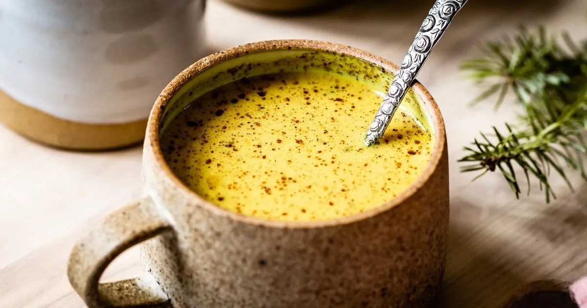Pepper-Turmeric Milk