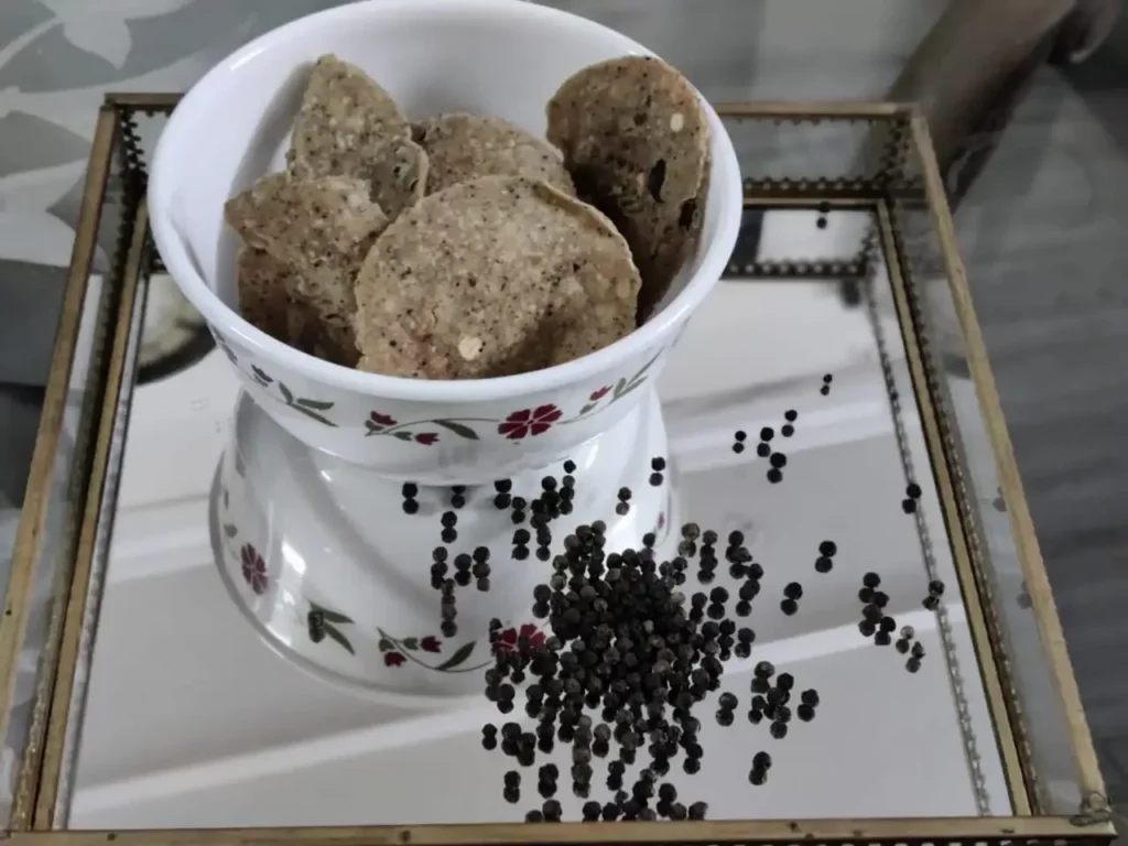 Pepper Milagu Chekkalu – 250 Gm