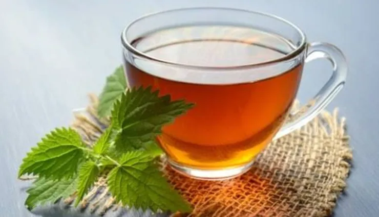 Lal Chai With Lemon