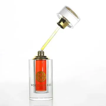 Woodsmokes Alcohol-Free Long Lasting Attar Saffron Kewra Or Pandanus Men And Women 10 Ml