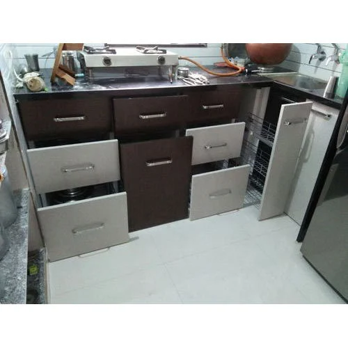 Modular Kitchen Fitting
