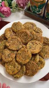 पालक मठरी