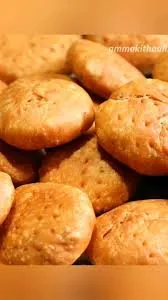 अचारी मठरी