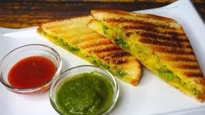 Aloo Matar Toast