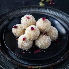 Coconut Ladoo