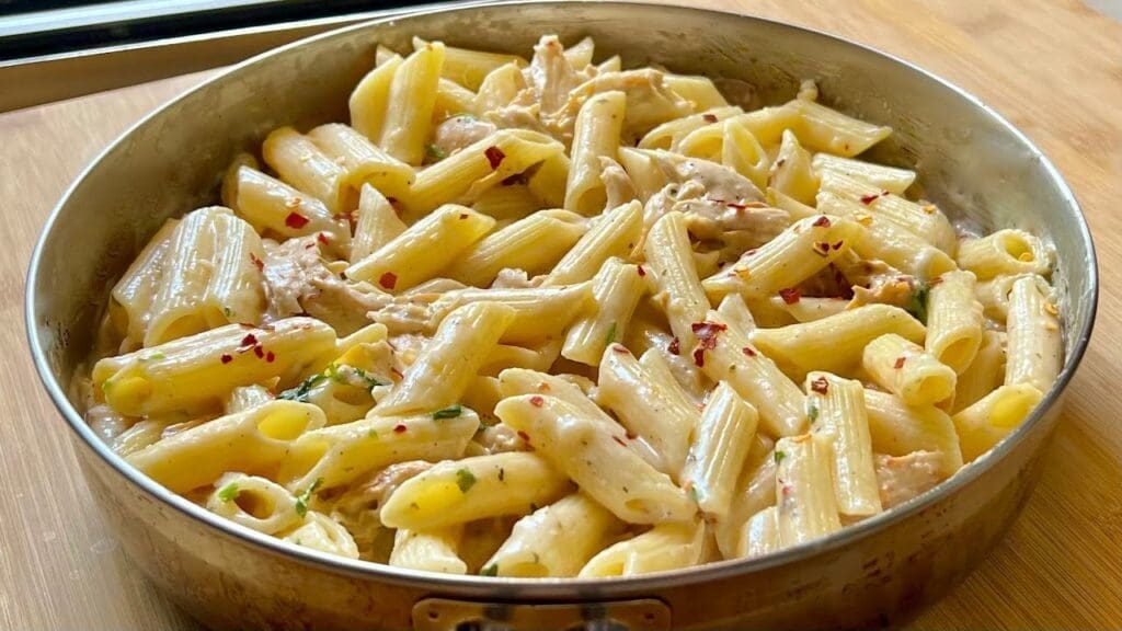 Chicken white Sause Pasta